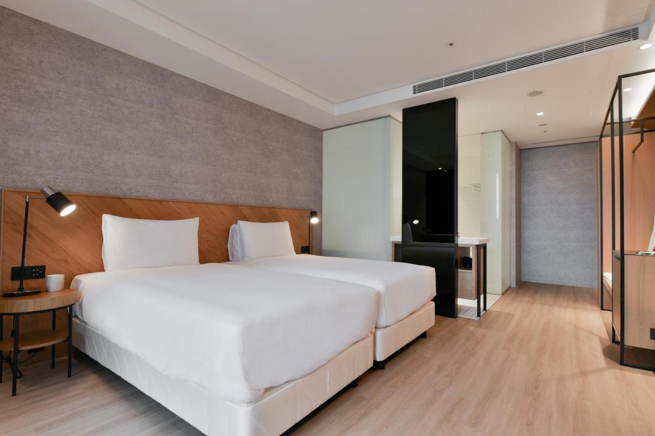 Check Inn Select New Taipei Sanchong Exterior photo