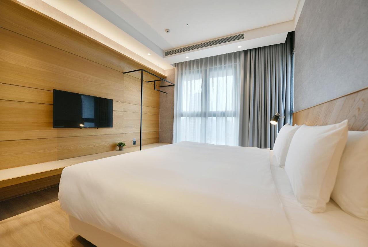 Check Inn Select New Taipei Sanchong Exterior photo