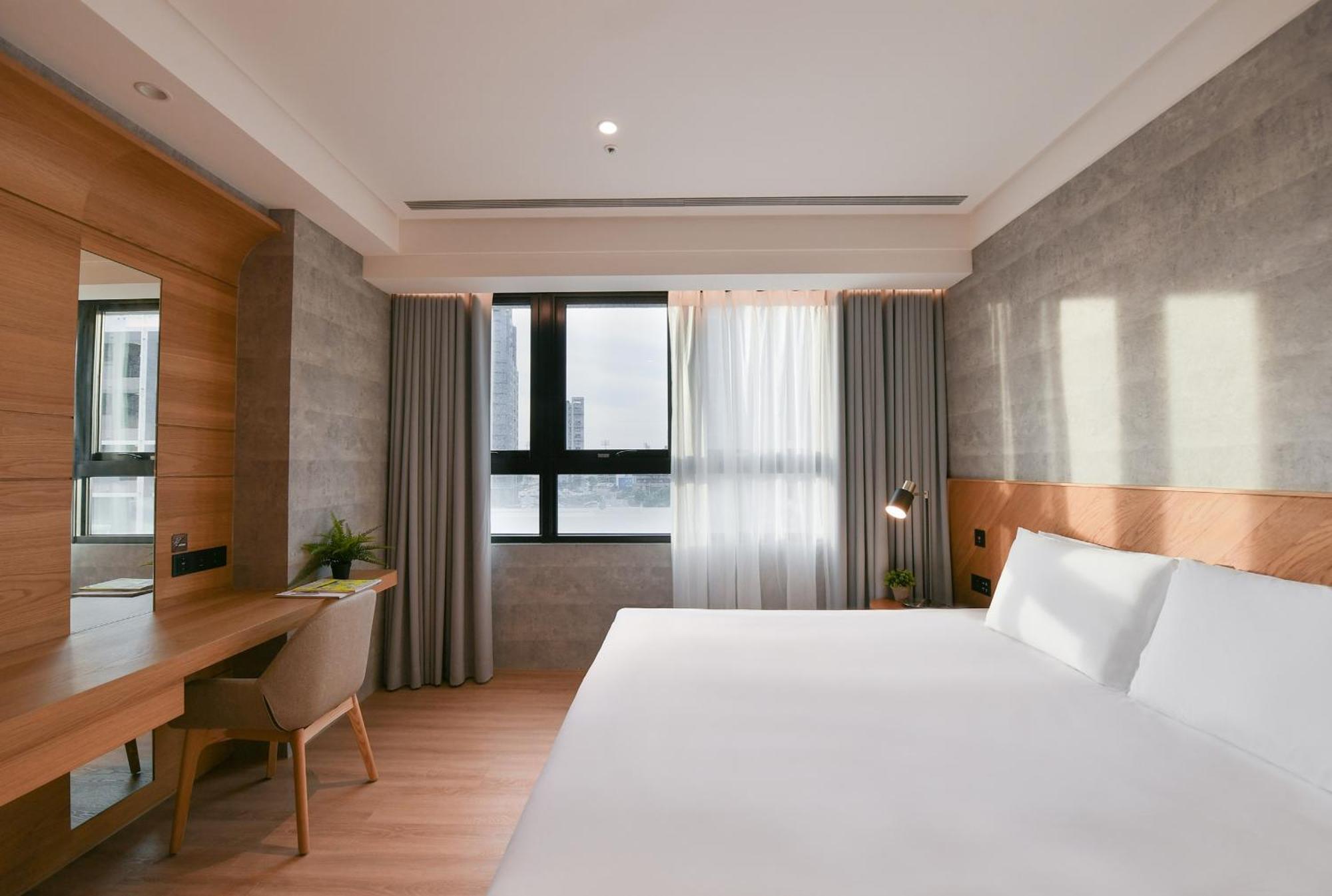 Check Inn Select New Taipei Sanchong Exterior photo