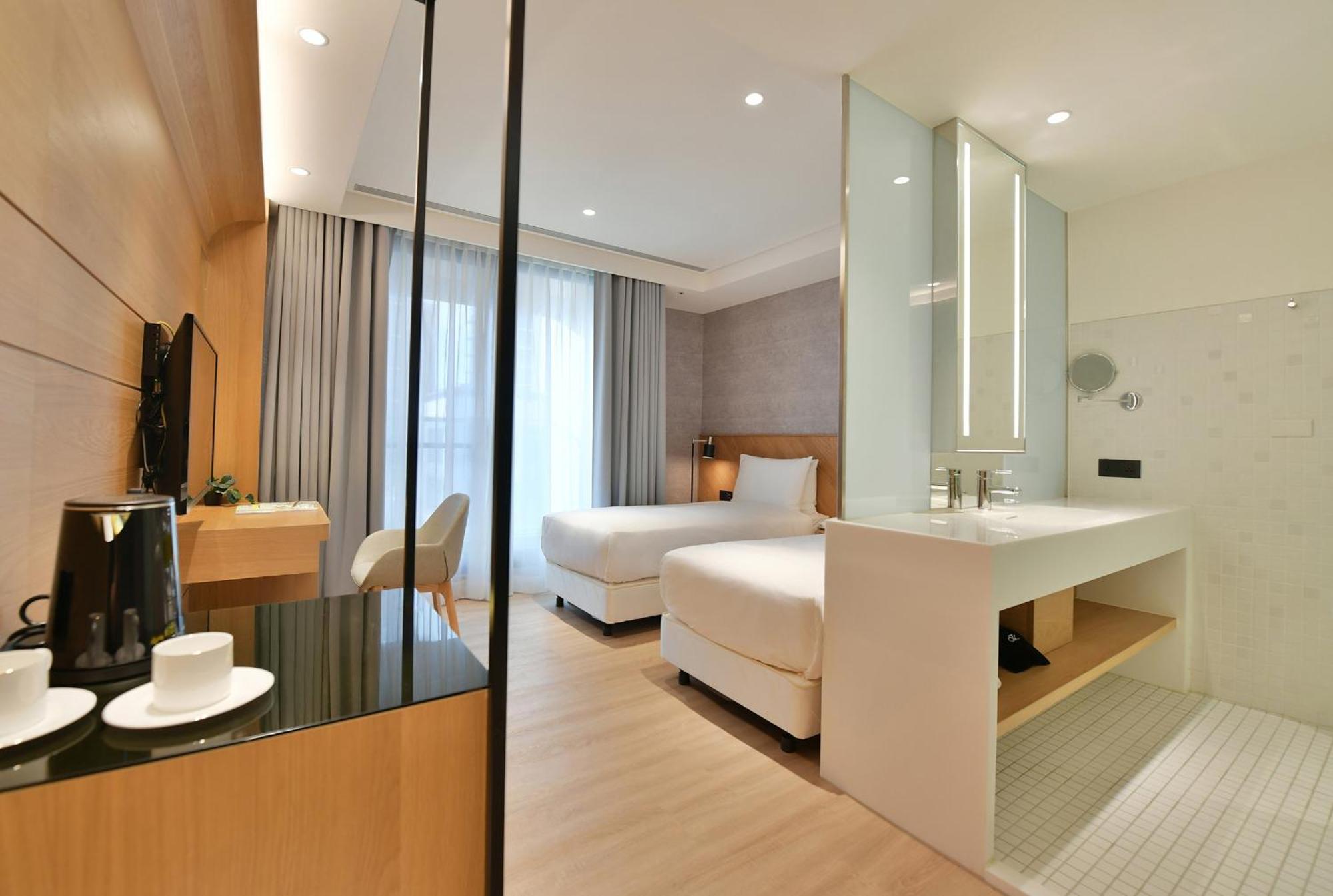 Check Inn Select New Taipei Sanchong Exterior photo